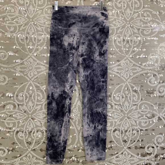 lululemon athletica Pants - lululemon athletica Tie-Dye Leggings - Black and Gray